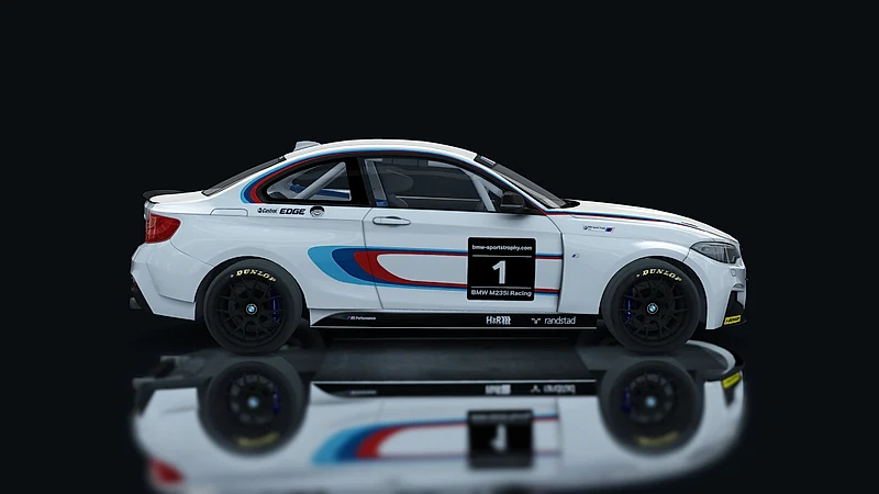 BMW M235i Racing – Seitenansicht