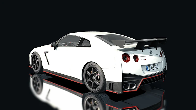 Nissan GT-R NISMO – rear view