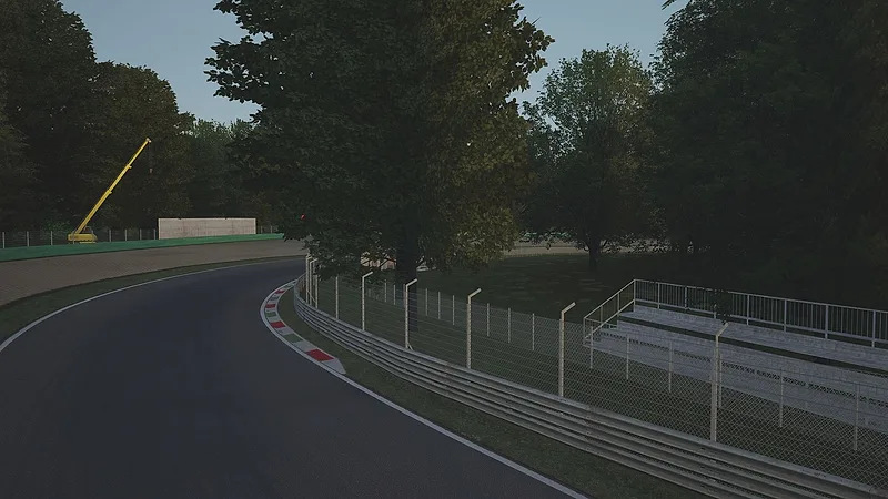 Monza – corner view 2